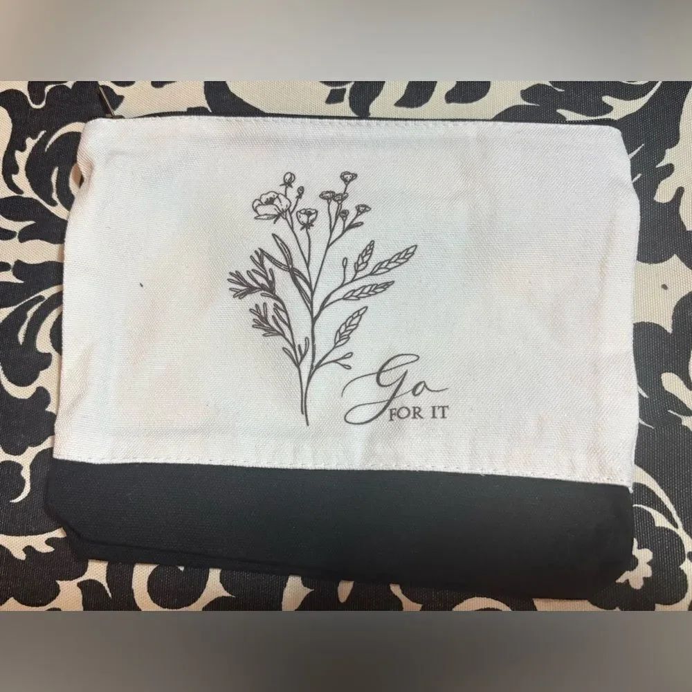 New! Inspirational Gifts for Women Make up Bags Cosmetic …